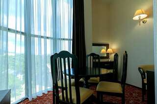 Гостиница Калифорния Геленджик Студия с видом на горы без балкона-9