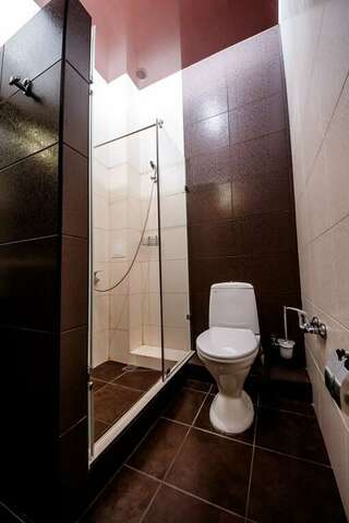 Гостиница Калифорния Геленджик Студия с видом на горы без балкона-15