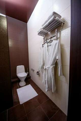 Гостиница Калифорния Геленджик Студия с видом на горы без балкона-13