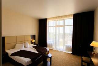 Гостиница Калифорния Геленджик Стандарт с видом на море с балконом-1